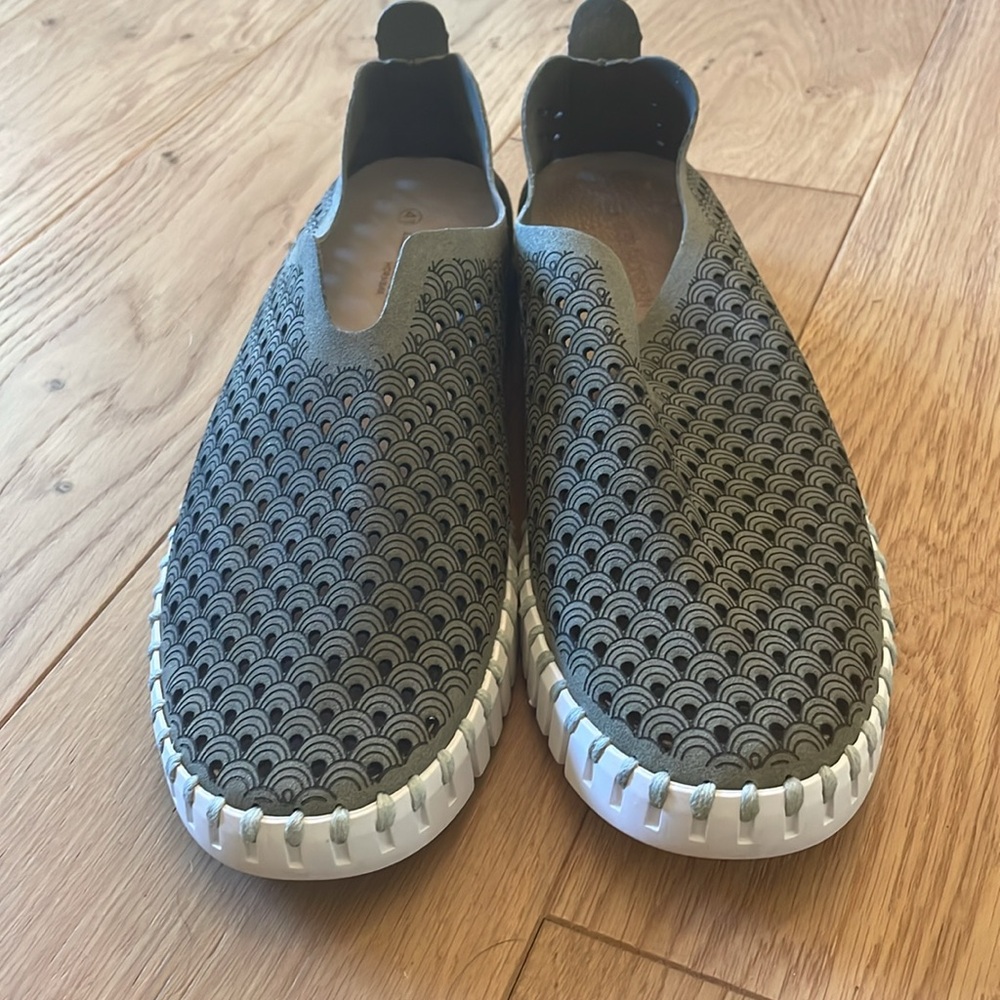 Ilse Jacobsen Hornbaek Tulip Shoes, Slip On, Size 41/9.5 Army Green - Picture 4 of 6